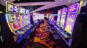 Advantages and Disadvantages of Playing Slots break easily