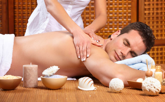 Relaxation at Your Fingertips: Reap the Benefits of a One-Person Shop Massage
