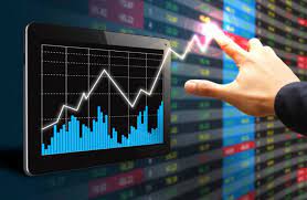 Macro Trends and Micro Profits: Online Trading in Changing Times